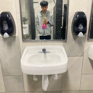 Meet your Posher, Raymart